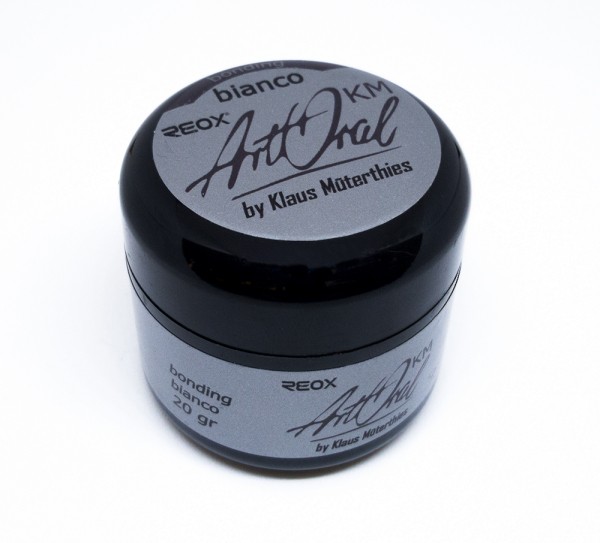 Universal Bond 20g (KM)