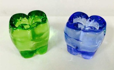 Стъклено украшения - зъб за кабинета 